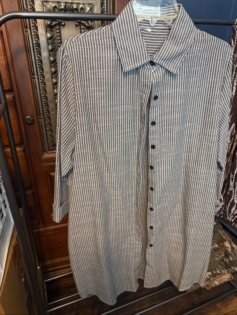 NWOT Striped Button-Front Tunic Top - Gray/White 103